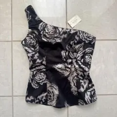 新品タグ付き GUESS ワンショルダーキャミソールのサムネイル