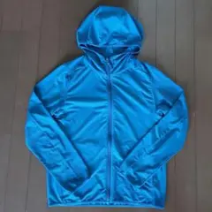 ユニクロ UNIQLO エアリズム UVカットパーカー 150cm 青