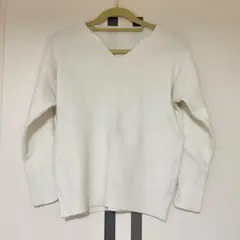 ホワイト Vネック リブ編み 長袖トップス カットソー ボタン付き 白 骨スト