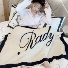 Rady カシミアタッチ ブランケット
