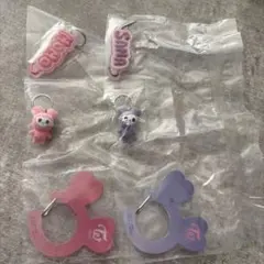 TWICE LOVELYS アクリルカラビナフロッキーマスコット モモ　サナ