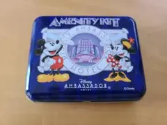 ディズニー　アンバサダーホテル　アメニティ缶&ポストカードのサムネイル