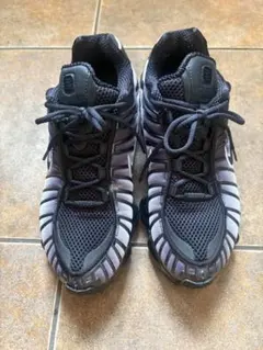ジョージ様専用 NIKE Shox 24cmのサムネイル