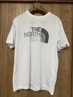 【最終価格】ノースフェイス Tシャツ