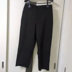 黒パンツ レディース