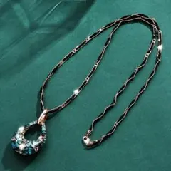 ロングネックレス クリスタル ドロップ 大ぶり ブルー ペンダント エレガント