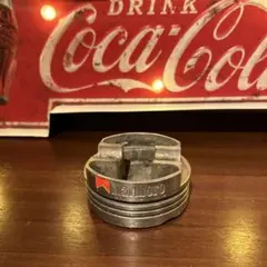 【入手困難】マルボロピストン型ヴィンテージ灰皿 入手困難】マルボロピストン型ヴィンテージ灰皿 2025年最新】マルボロ