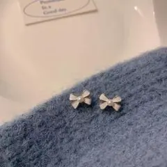 リボン型シルバーピアス（パール付き）