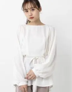 mystic ウエストギャザーリボンブラウス