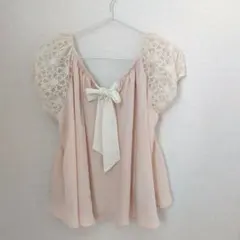 オーガンジーフラワー袖シフォントップス・*:.。❁のサムネイル