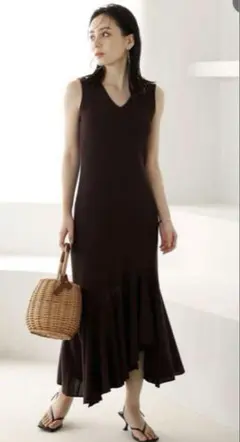 anuans スリットショルダーマーメイドニットワンピース