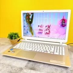 新品SSDでサクサク快適✨おしゃれゴールド❣ 薄型 カメラ付き 事務作業や趣味に