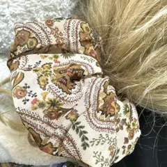 大特価☺︎☺︎シュシュ専売162ふんわりボリュームスーパービッグ小花総柄シュシュ茶系