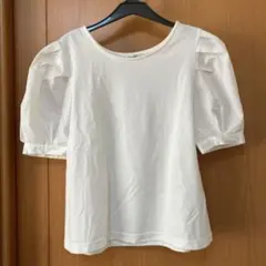 INGNIホワイト パフスリーブ Tシャツのサムネイル