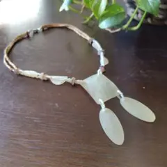 【ネックレス】貝とストーンの首飾り