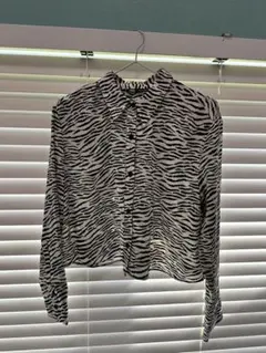 f*8様 ZARA ゼブラ柄 クロップドシャツ 長袖