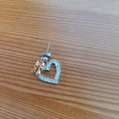 ハート型クリスタル片耳ピアス
