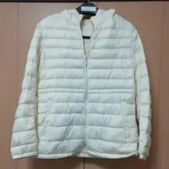 ユニクロ　ウルトラライトダウン　パーカー 　ホワイト 　レディース