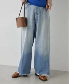 ウィム ガゼット15th Anniversary デニムパンツ　15周年のサムネイル