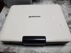 Item thumbnail for item adc3db1f-d11c-4bb0-98ae-c083c27376e8