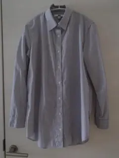 【ユニクロ】ストライプ長袖シャツ（青と白）Sサイズ