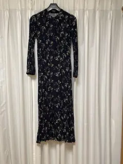 グローバルワーク 花柄ロングワンピース Mサイズ　美品