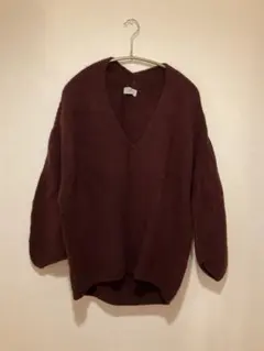 ワインレッド ニット