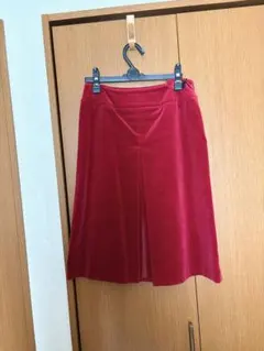 オシャレな台形型スカート ひざ下丈