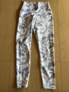SUKALAハイウエストヨガパンツ　S リーフ柄