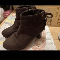 ショートブーツ