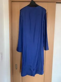 TOGA バックオープンワンピース　ブルーのサムネイル