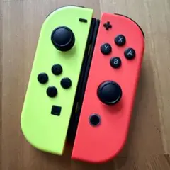 Switch ジョイコン ネオンイエロー×ネオンレッド ニンテンドー