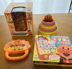 アンパンマン　ラトル　つみかさねカップ　電話