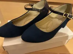マーレマーレ　ストラップパンプス　ヒール　スエード　エナメルのサムネイル