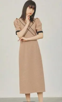 リリーブラウンチェック柄クロスデザイン半袖ロングワンピース