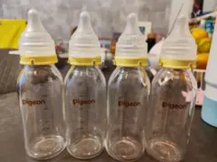 ピジョン 母乳実感 直付け 哺乳瓶200mlセット 透明（低負担・流量大）4本