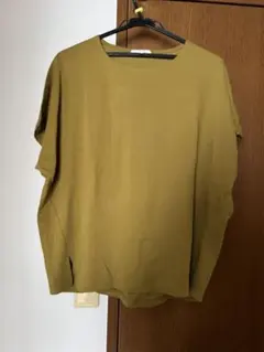 美品グローバルワークマスタード ゆったりシルエット Tシャツ