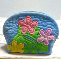 ハワイアンキルト ハンドメイド プルメリア＊モンステラ柄ポーチ