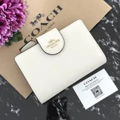 新品 COACH コーチ 財布 折り財布 ホワイト コインケースのサムネイル