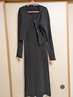 リブニットキャミソールワンピース　GU