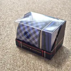 【ほぼ未使用】 トミーヒルフィガー ネクタイ チーフ 箱付（箱汚れあり）