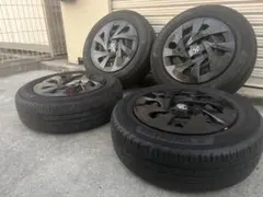 トヨタ アクア　グランパー　純正 15インチ　① 後期　クロスオーバーのサムネイル