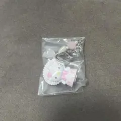 サンリオ　シークレットキーホルダー　メルヘンパーティ　ハローキティ　キティ