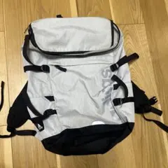 adidas バックパック グレー