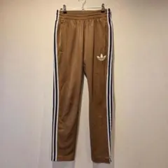 アディダスオリジナルス　トラックパンツ　M　ブラウン　レディース　大人気カラー