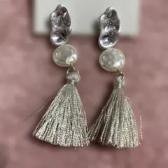 シルバー×パール×タッセルピアス