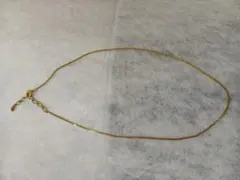 ゴールドチェーンネックレス