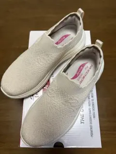 スケッチャーズ　GO WALK アーチフィット　24.5