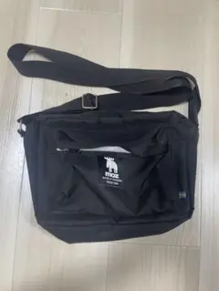 moz ショルダーバッグ ブラック