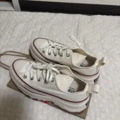 CONVERSE ChuckTaylor AllStar ホワイト厚底スニーカー